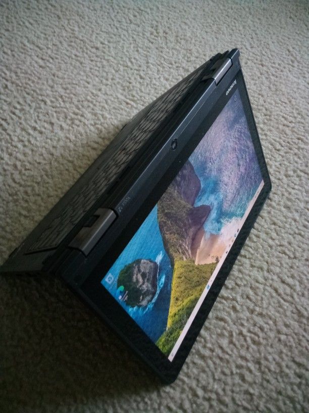THINK PAD YOGA 12 ULTRABOOK LAPTOP TOUCHSCREEN WINDOWS 11 INTEL CORE 5 AND CHARGER
