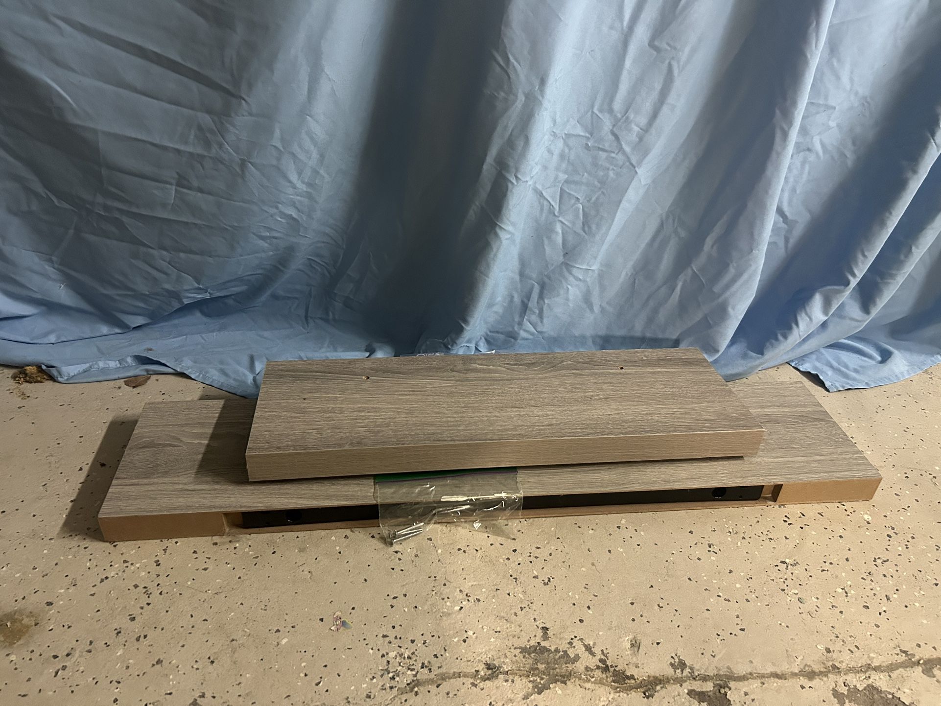 Free Floating Shelves With Hardware