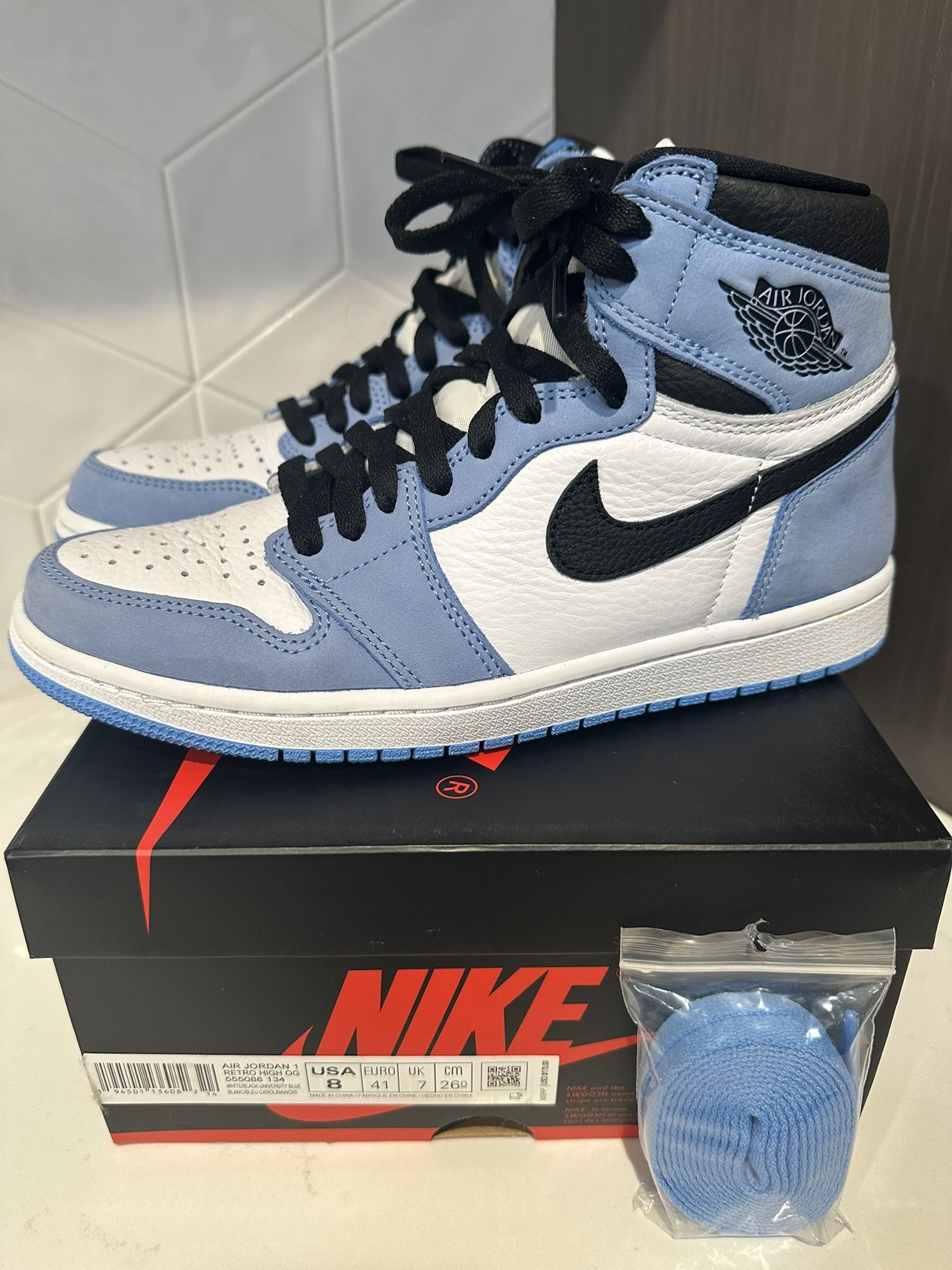 Jordan 1 Retro High OG University Blue