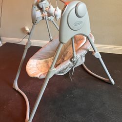 Graco Baby Swing