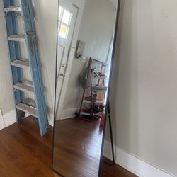 Leaning/standing Tall Mirror 