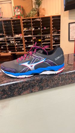 Brand new Mizumo running shoe