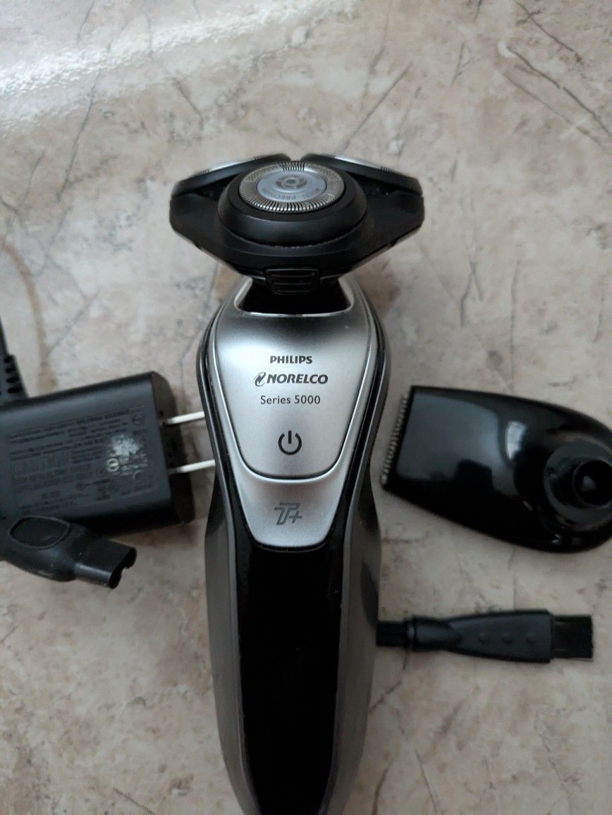 Philips Norelco 5000 Shaver