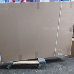 75" Screen QLED FRAME TV BY SAMSUNG.  2024 MODEL.  COMPLETE SET NEW IN BOX WITH WARRANTY 