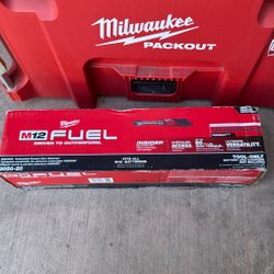 Milwaukee Fuel M12 Insider Extended Reach Box Rachet Socket Adapter Including (NEW) 