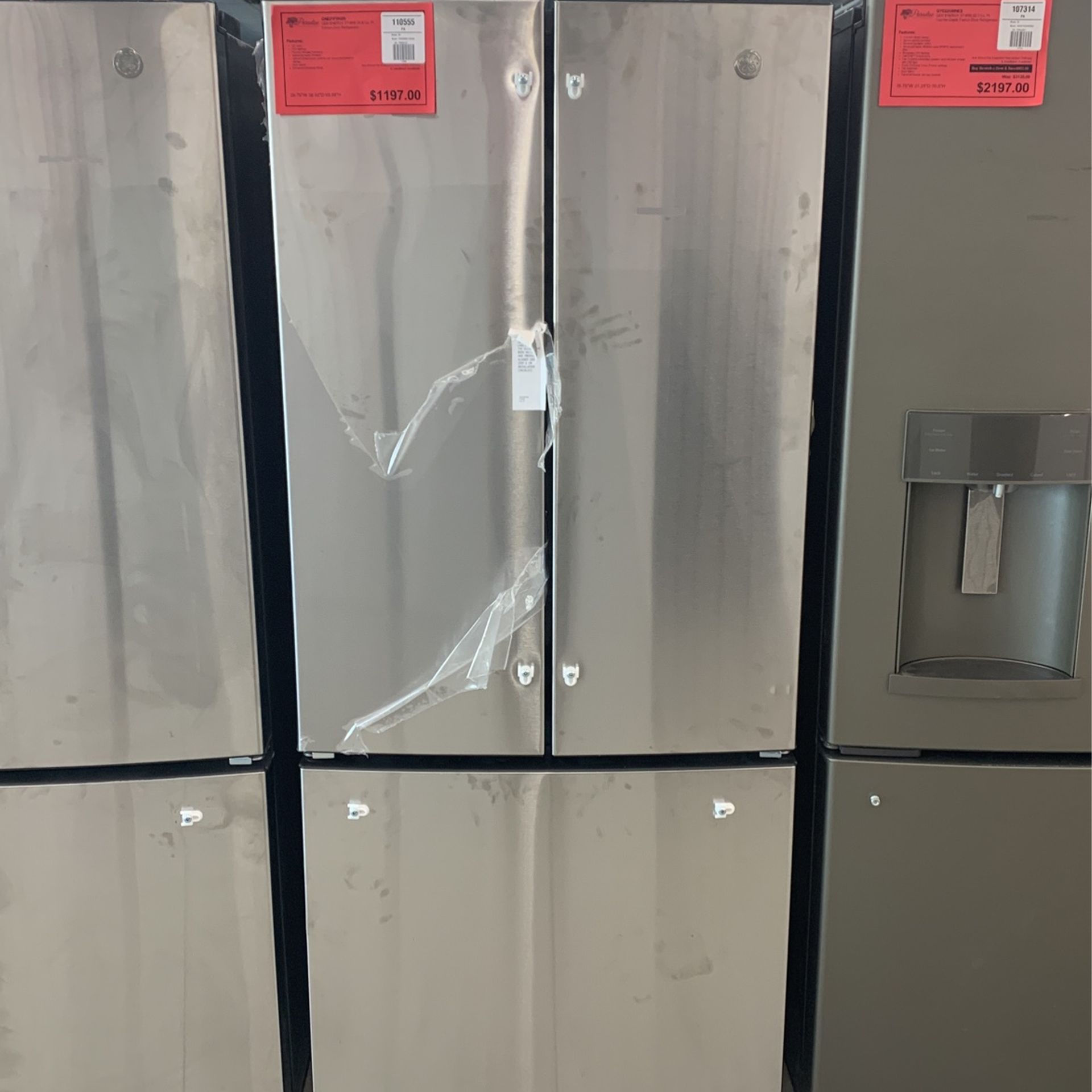 New GE 30” Stainless Steel Refrigerator!