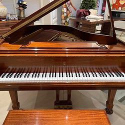 Baby Grand Piano In Excellent Condition Going For Free