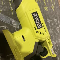Ryobi 18-Volt ONE+ Cordless Reciprocating Saw (Tool-Only)