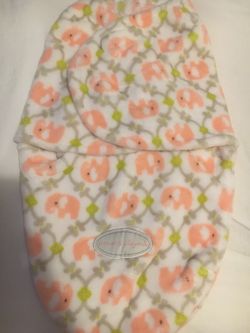 Blanket to wrap baby