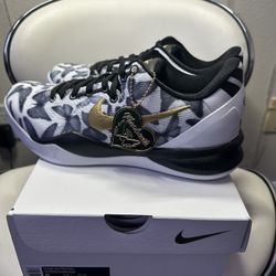 New Nike Kobe 8 Mambacita Size 8 Men $280