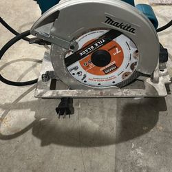 Makita Circular Saw 