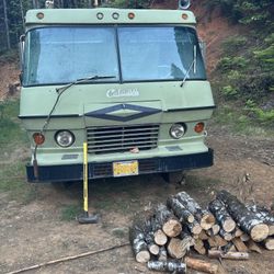 1973 Cabana Motorhome Avocado Green 23’ 