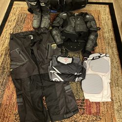 Motorcycle riding gear