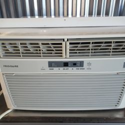 Frigidaire Air Conditioner 