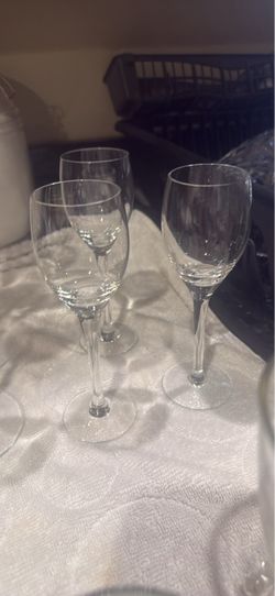 Clear Glass Wine Glasses Set of 4