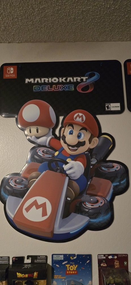 Mario Kart Gamestop Display