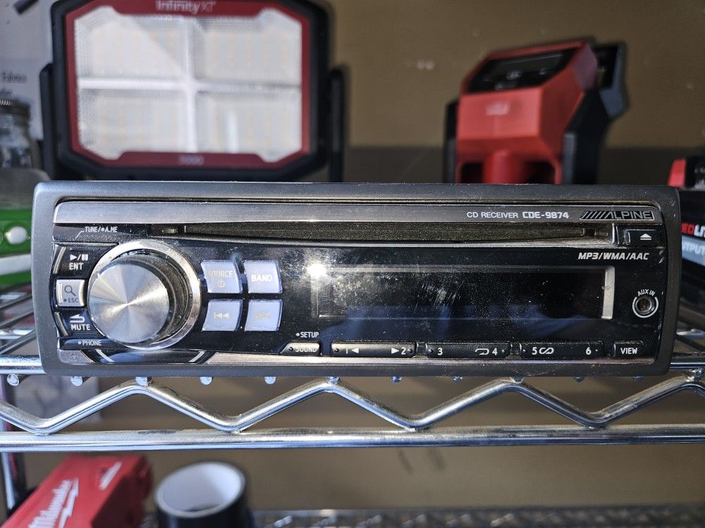 Alpine Head Unit CD Player