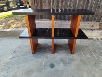 Shelf for Sale in Manteca