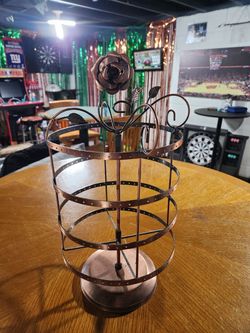 Rotating Metal Earring Holder Stand