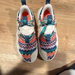 ADIDAS TRAE YOUNG ( TIE-DYE)