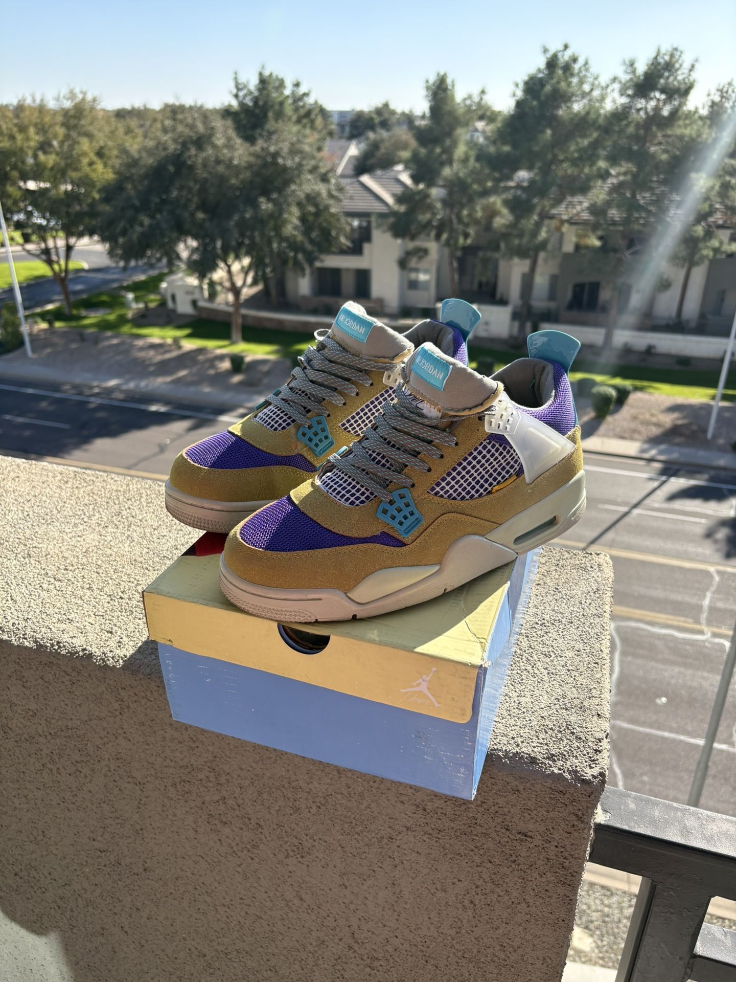 Jordan 4 Retro SP 30th Anniversary Union Desert Moss display picture 3