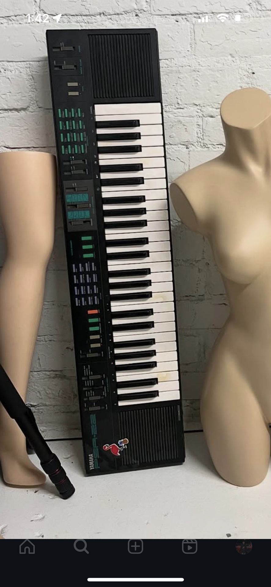Yamaha PSR-22 piano