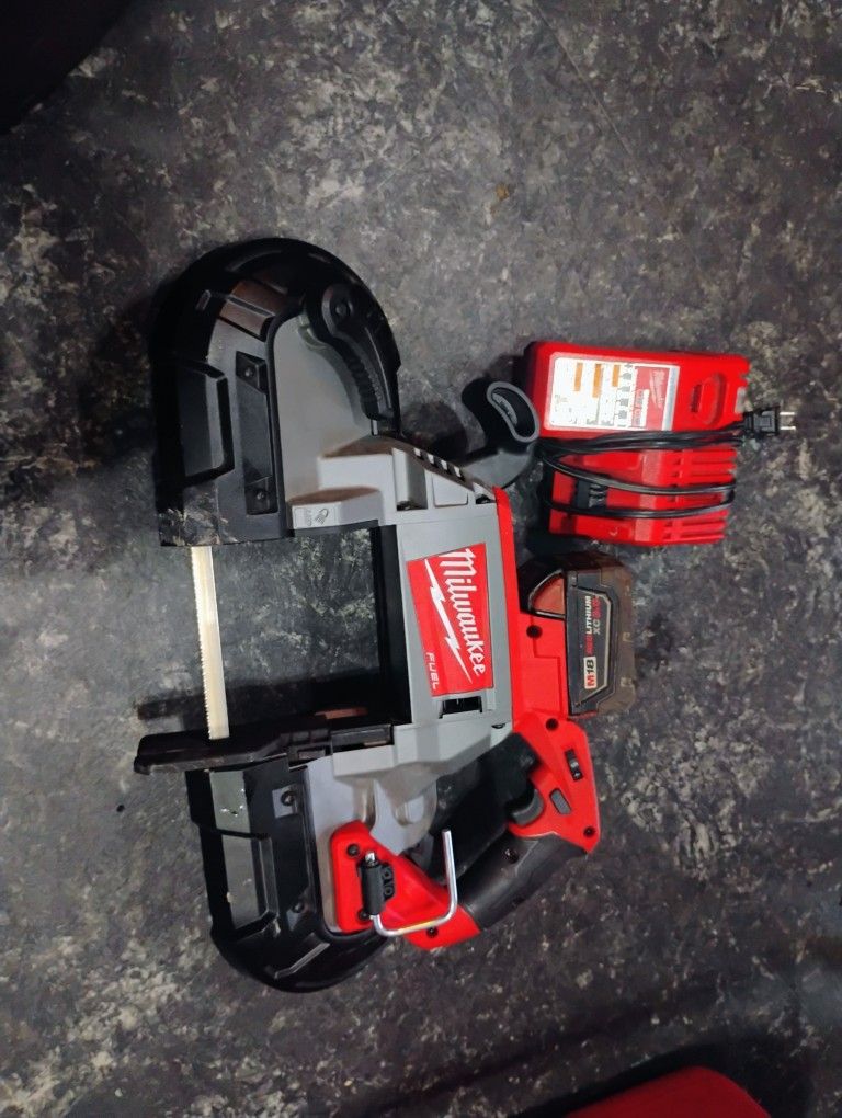 Milwaukee Band Saw