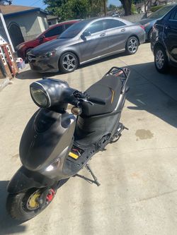 2016 Genuine Scooter Buddy Runs Good!