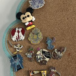 Disney pins