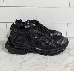 Balenciaga Runners