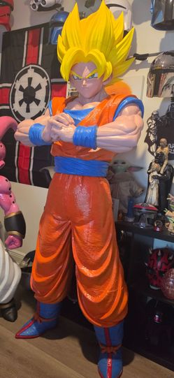 Life size Goku Dragon Ball