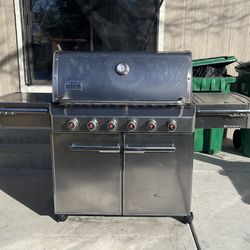 Six Burner Weber Grill- Natural Gas ONLY-Not Propane 