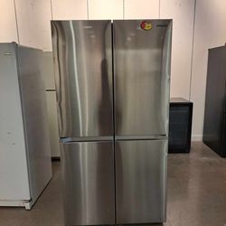 brand New Samsung 36in 4 door smart refrigerator with 1 year warranty financing available