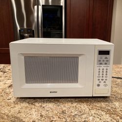 Under the Counter Microwave 