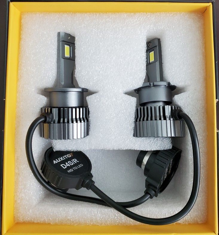 HID XENOM REPLACEMENT HEADLIGHT BULBS