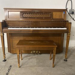 Piano Young Chang WSC-202