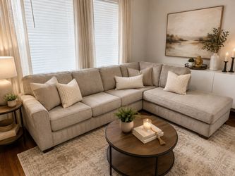 FREE DELIVERY 🚚 Gray Ashley Furniture Sectional Couch