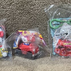 Hello Kitty Sanrio 2000 Mcdonalds lot of 3 Meal Toy Red Car Stamp Kimono tape 