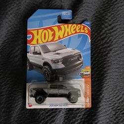 Hot Wheels 2020 Ram 1500 Toy