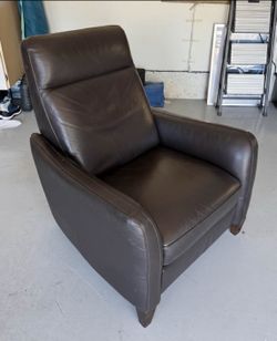 leather recliner chair