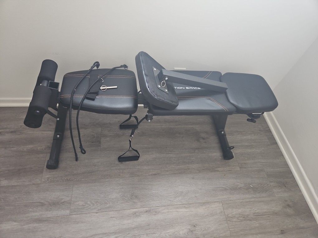 Workout Bench With Arm Levers