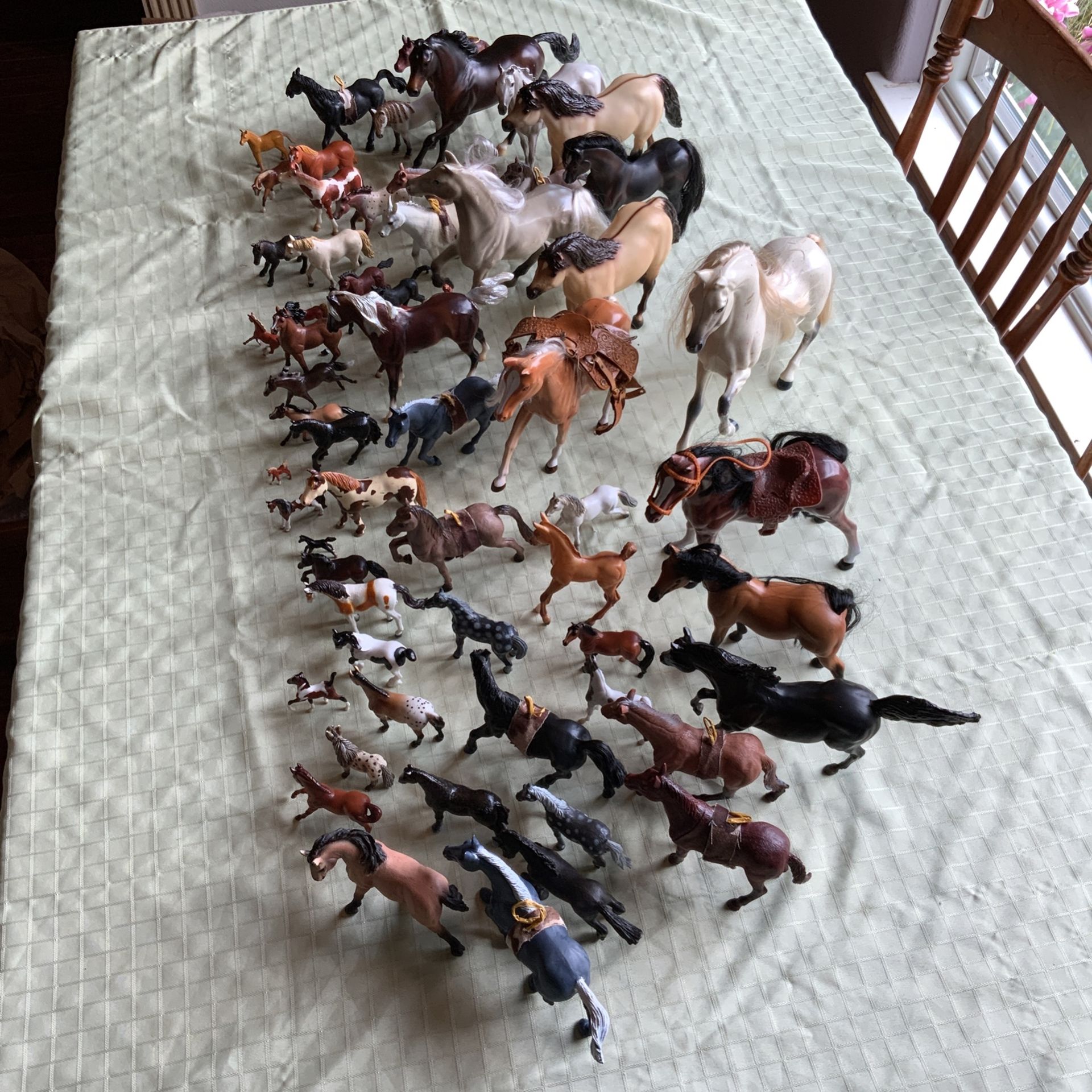TOY HORSE Lot