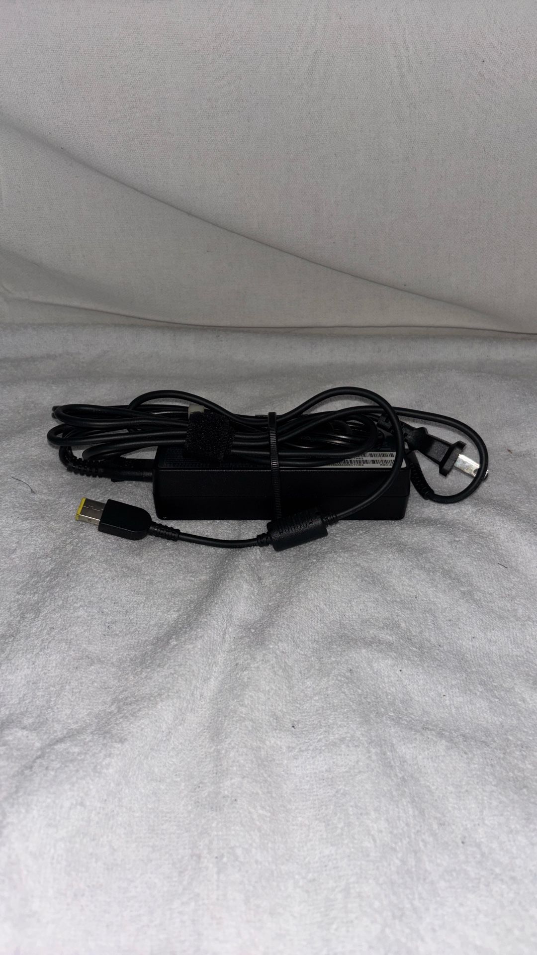 Original Lenovo Laptop Power Adapter 42T5093