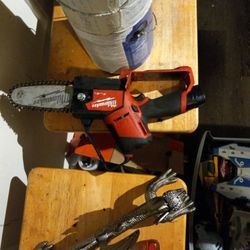 Milwaukee Fuel Mini Chainsaw Works Great Just Needs Battery