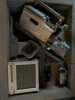 Sony Dsr 250 DVCam DV Cam MiniDv Production Kit With Optional    Sony LMF-9030 LCD SDI Monitor In Sony Case