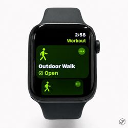 Apple Watch Series 4 44mm GPS - Bundle Included
