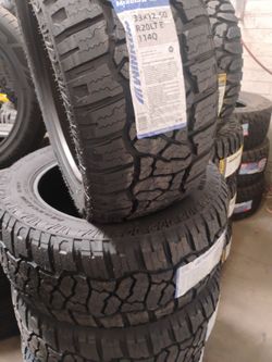 New set of tires 33 1250 20 Lt