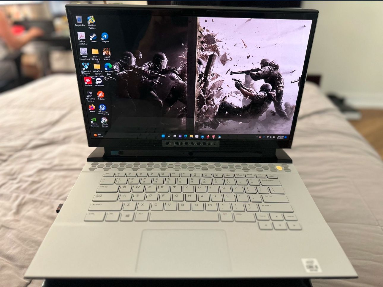 Alienware M15 R3