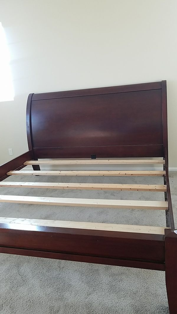 Pottery Barn Valencia Sleigh Cal King Bed Mattress For Sale In