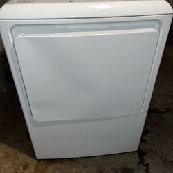 Brand New Hotpoint Dryer